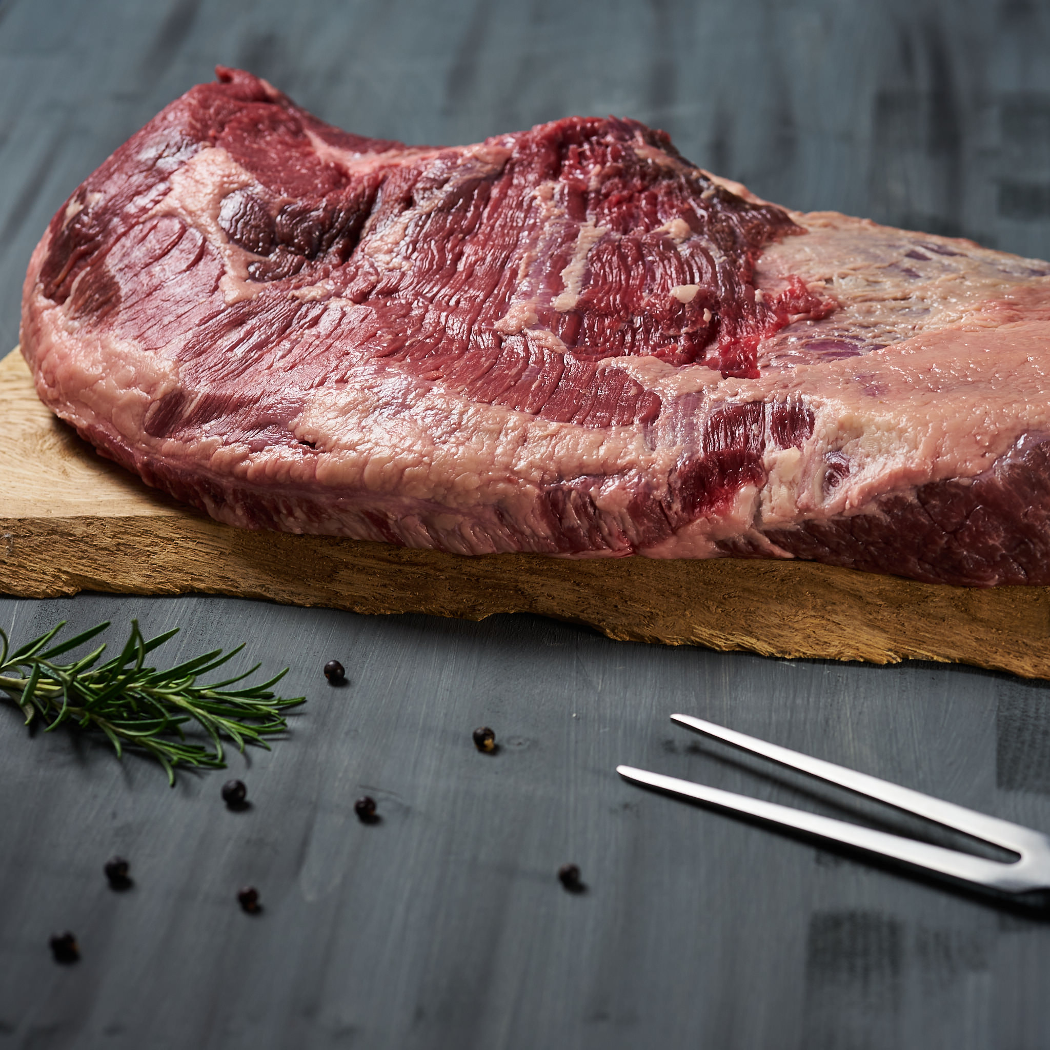 Full Packer Brisket in Smoker von der oesterreichischen Kalbin Full Packer Brisket