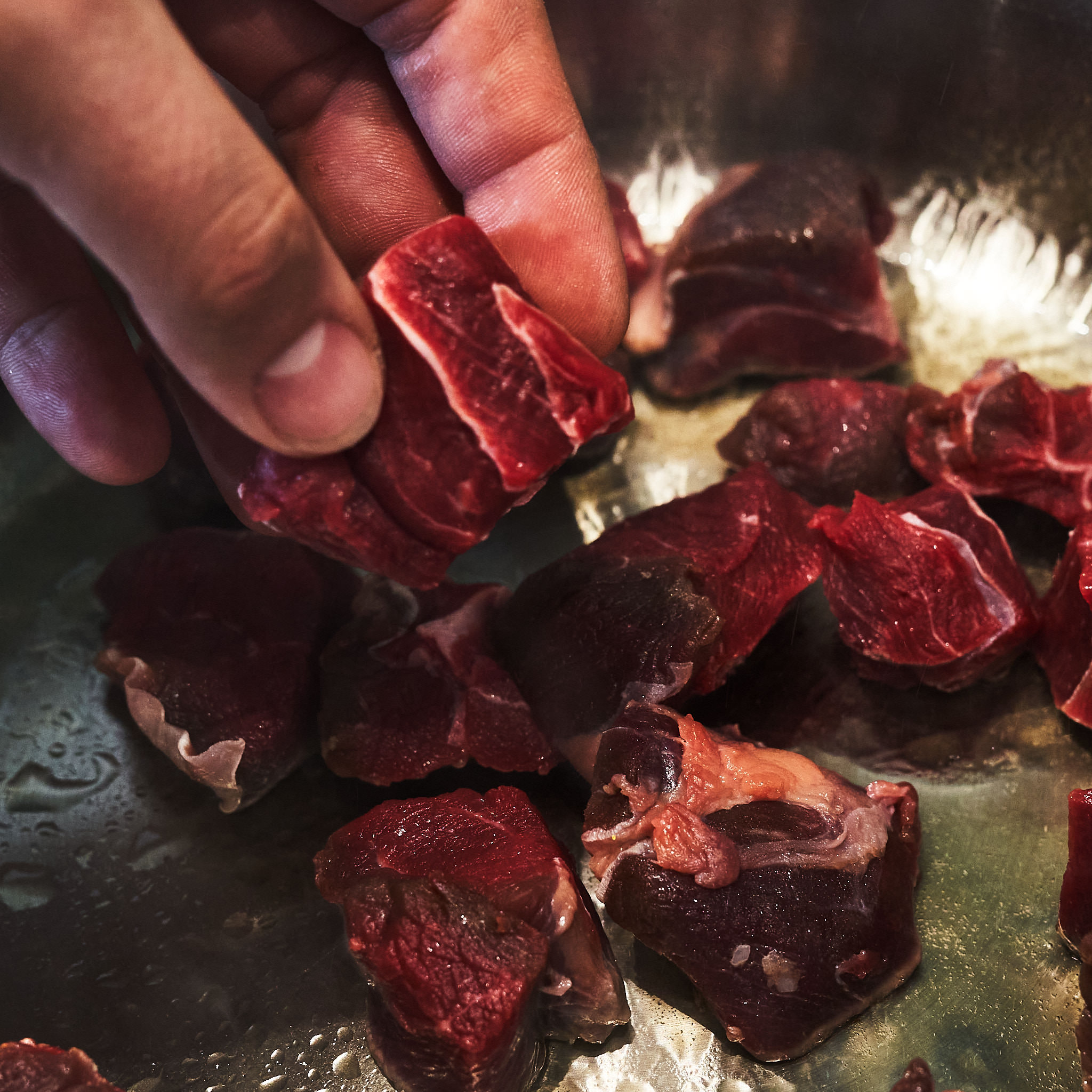 Gulaschfleisch von der hinteren Wade Geschnittenes Gulaschfleisch von der hinteren Wade