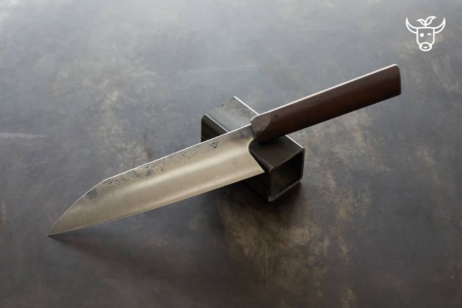 The perfect kitchen knife - a friend for life Santoku Kuechenmesser mit Wallnuss-Griff