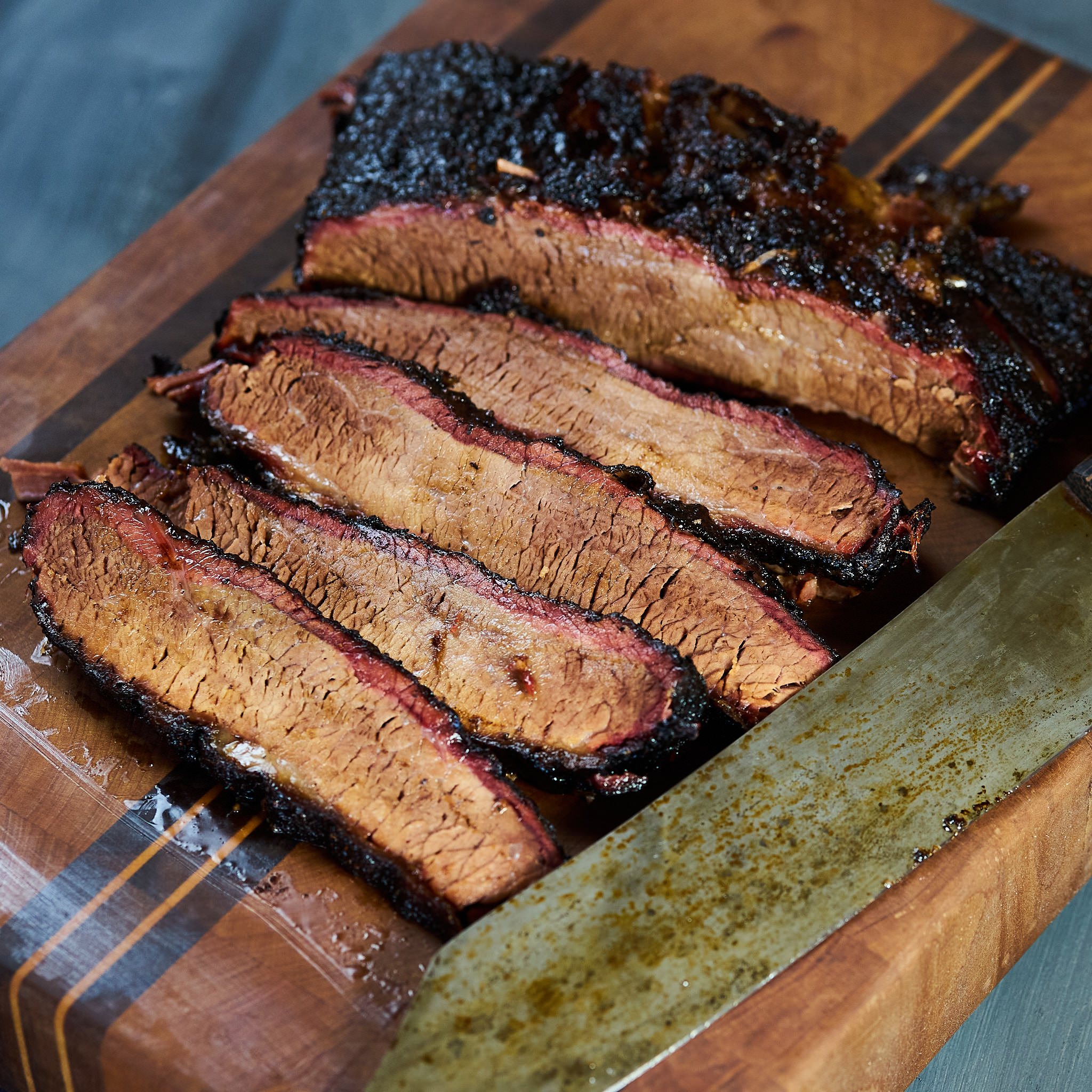 Full Packer Brisket in Smoker von der oesterreichischen Kalbin Full Packer Brisket