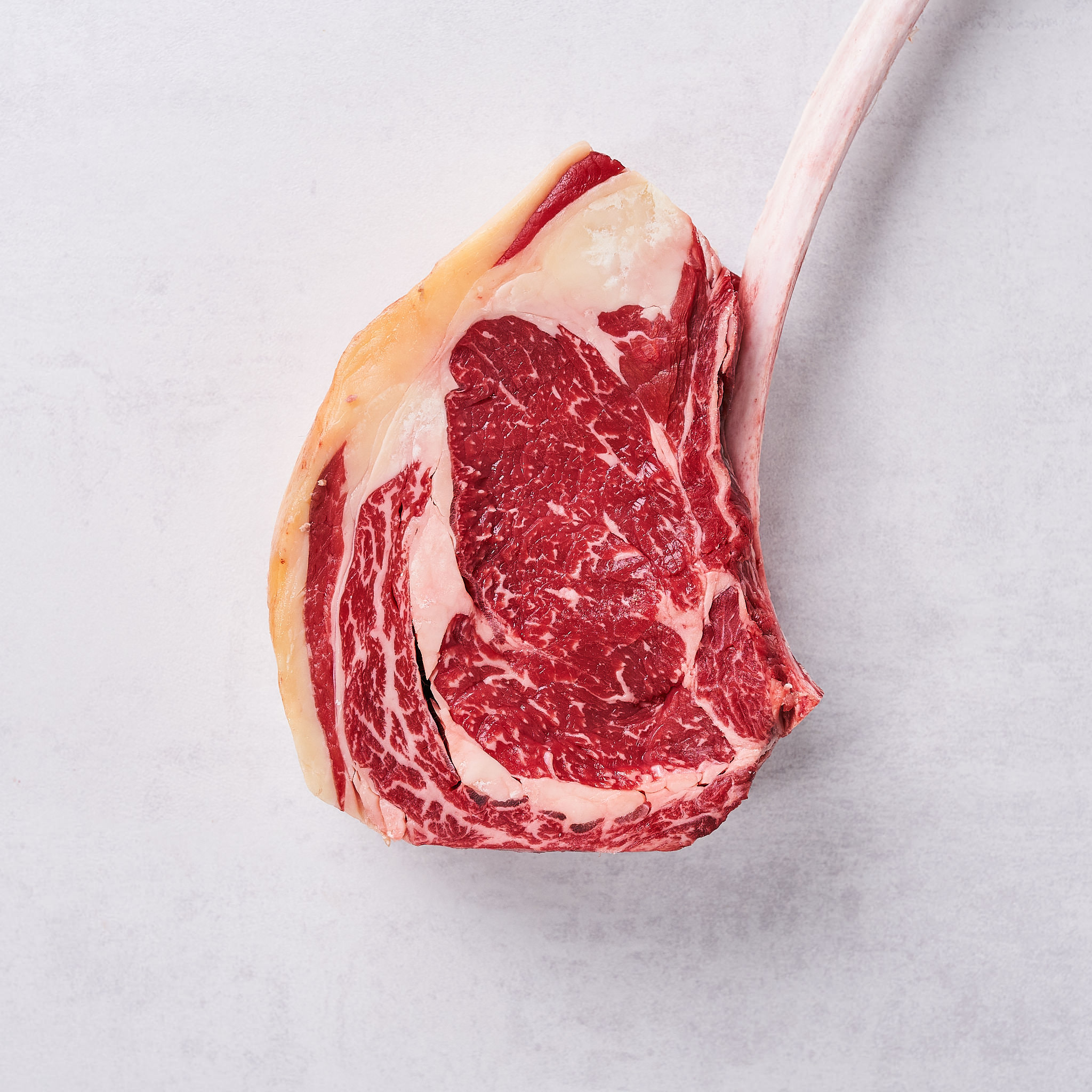 Tomahawk Steak von oesterreichischen Kalbin Tomahawk Steak Produktaufnahme